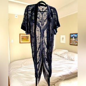 UO Ecote Velvet Kimono Shawl